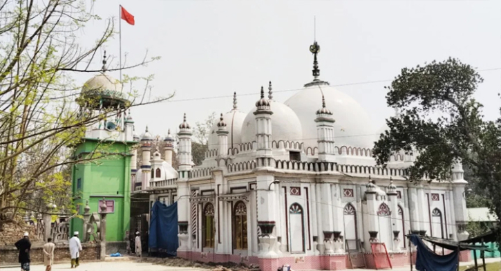 ক্ষেতলালের দৃষ্টিনন্দন স্থাপত্য নিদর্শন হিন্দা-কসবা শাহী জামে মসজিদ ক্ষেতলালের দৃষ্টিনন্দন স্থাপত্য নিদর্শন হিন্দা-কসবা শাহী জামে মসজিদ